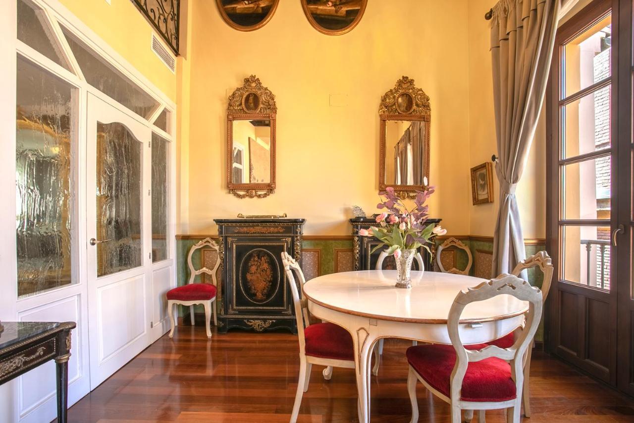 Las Mansiones De Constitucion Apartamentosmalagamanagement Bagian luar foto